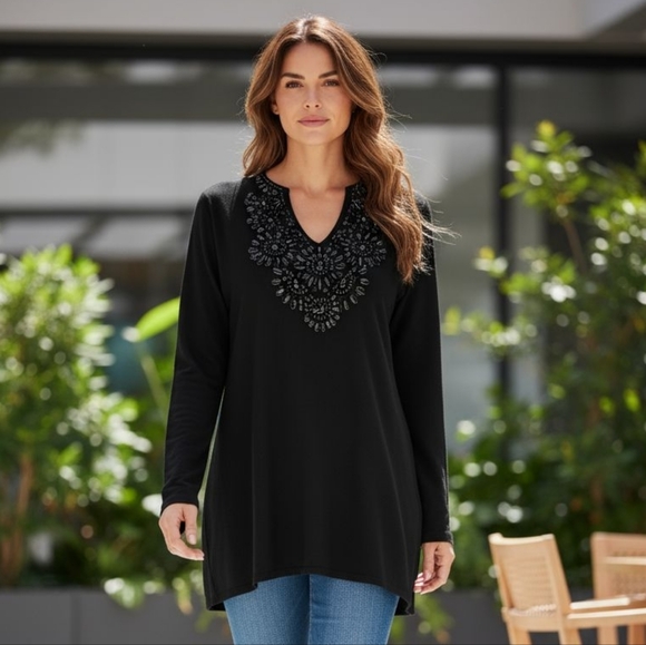 dressbarn Tops - Dressbarn Black Tunic with Embroidered Detail